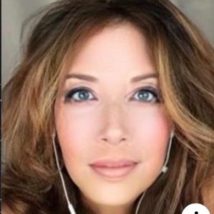 Meet your Posher, Deidre